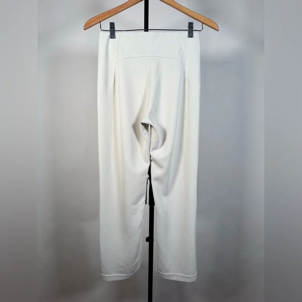 NWOT Lululemon Ribbed Softstreme Zip-Leg High-Rise Cropped Pants 25" /co… - Picture 7 of 11